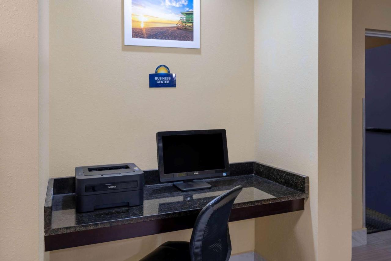 Days Inn By Wyndham Panama City Zewnętrze zdjęcie