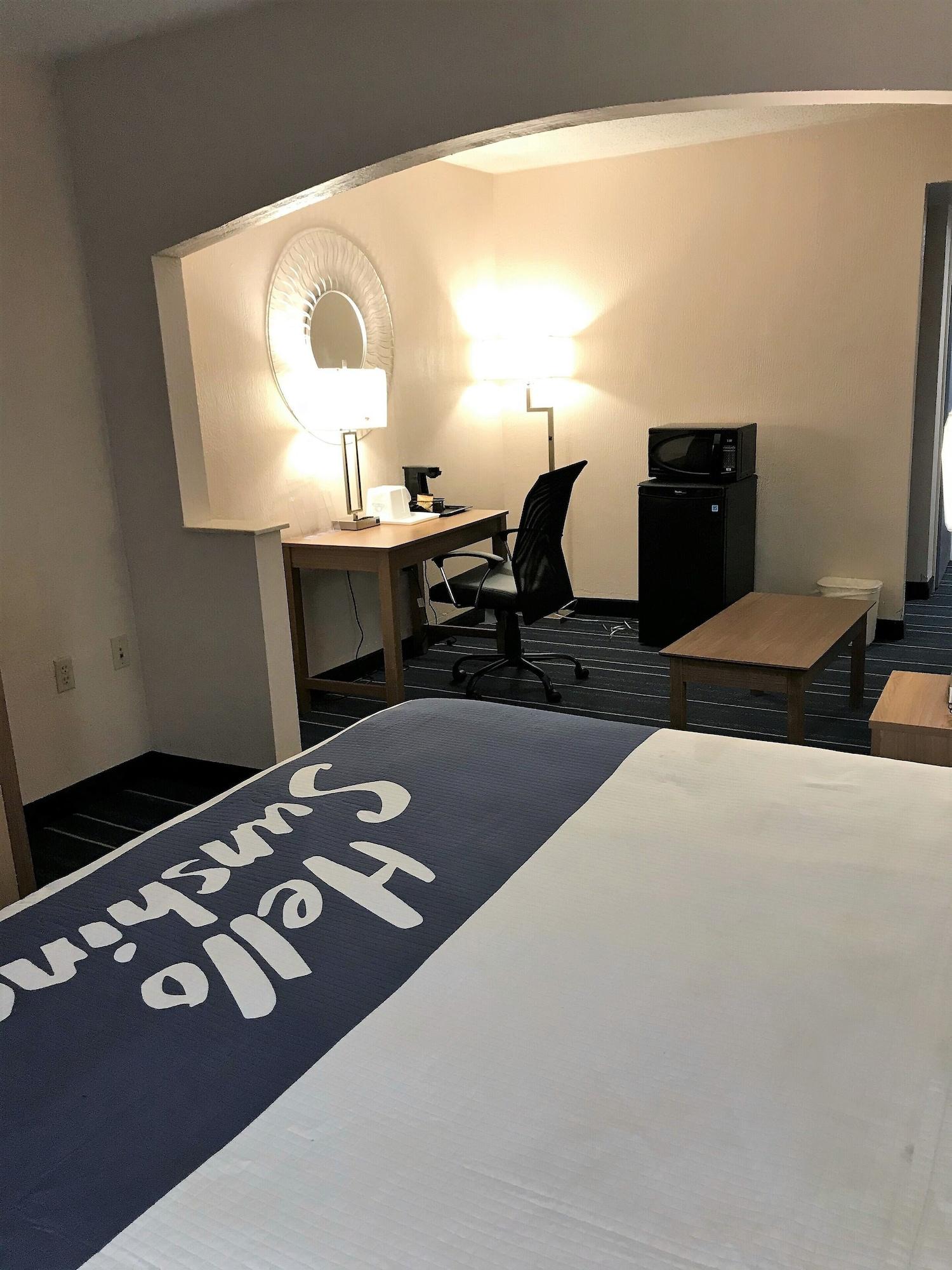 Days Inn By Wyndham Panama City Zewnętrze zdjęcie